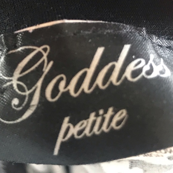 Goddess Black and White Patterned Short Sleeve Top Size Petite XL - Picture 9 of 12